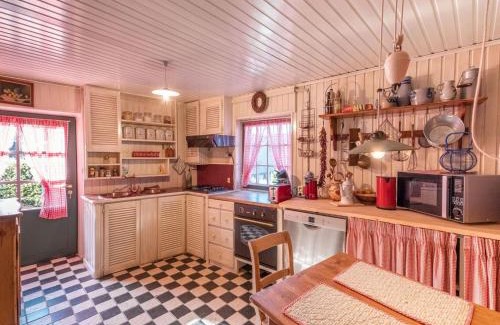 Grand Coo Casa | House in Coo near Famous Waterfalls