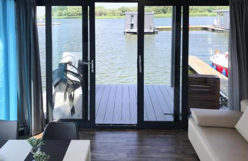 Dziwnow Alquiler De Eote | House in Dziwnów by the Waterfront