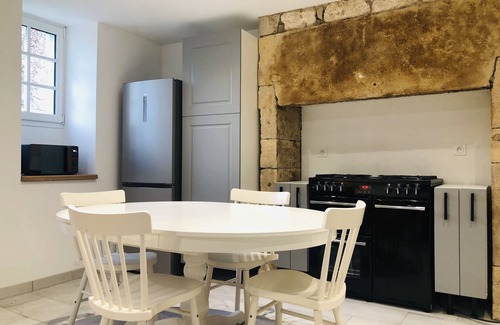 Terrasson-la-Villedieu Casa | House in the heart of the historic center of Terrasson