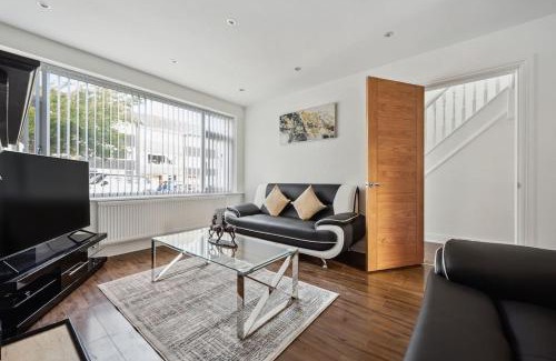 Cheadle Casa | house in Heald Green village