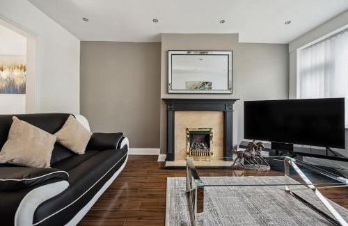 Cheadle Casa | house in Heald Green village