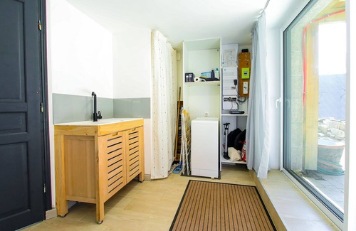 Pleumeur-Bodou Casa | House ☆☆☆ in Landrellec, recent renovation, feet in the water.