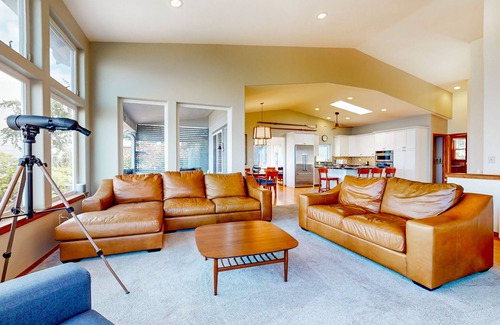 Langley Casa | House in Langley with sound & mountain views, firepit, & private hot tub