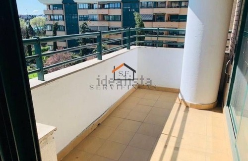 Alameda de Osuna Casa | Excelente casa en la monta/nna para 2 personas o una familia entera. Esto es