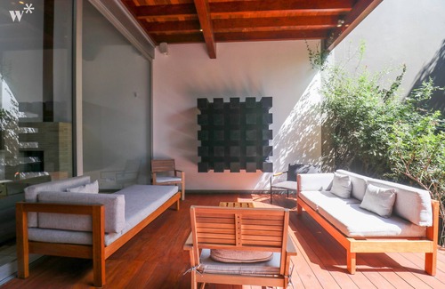 Miraflores Casa | House in Miraflores by Wynwood House