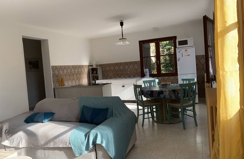 Saliceto Apartamento | Casa en el centro del pueblo de montaña de Córcega