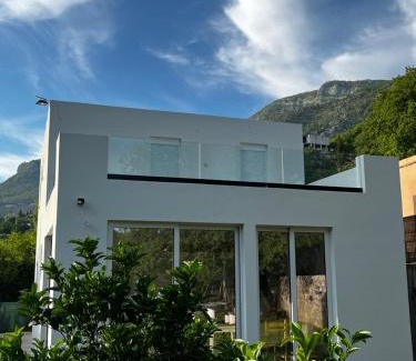Seoca Villa | House in Nature Milić