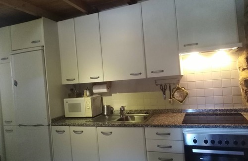 Peguerinos Cabaña | Casa en Peguerinos con mucho encanto: jacuzzi, chimenea y jardín.