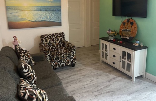 Plant City Casa | House in quiet neighborhood and close to beautiful beaches