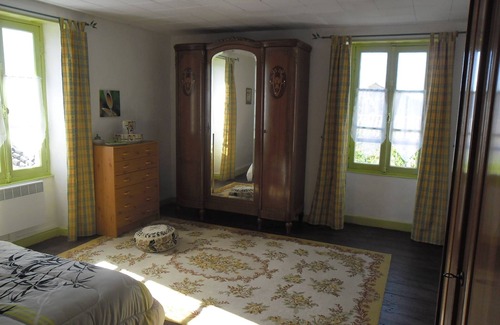 Thaire Casa | Casa en pueblo tranquilo cerca de La Rochelle, a 10 minutos de Châtelaillon-Plage.