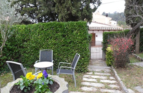 San Daniel Apartamento | Casa en zona rural, con jardín, a 10 minutos andando del centro de Girona.