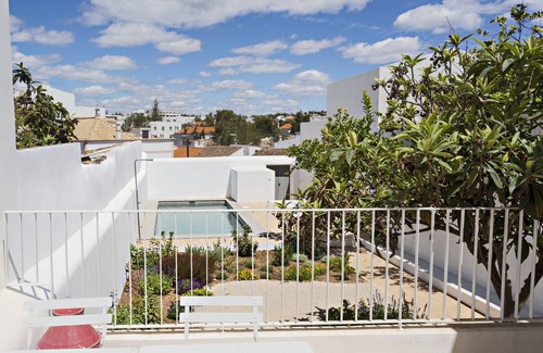Tavira Chalet De Esquí | Casa en Tavira, céntrica y moderna, c/ piscina!