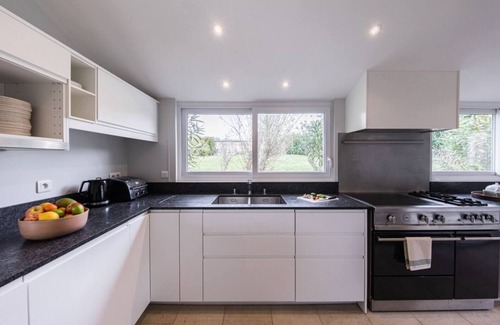 Cravant-les-Coteaux Casa | House in the heart of the vineyards - Swimming pool & Sauna