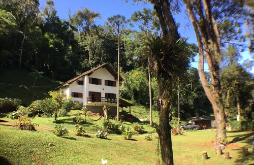 Maringa Casa | CASA EN MEDIO A NATURALEZA - MARINGÁ MG