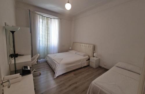 Loreto Apartamento | House in the city center-Casa nel centro della città