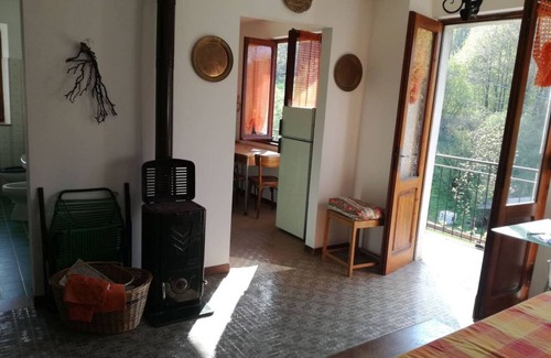 Alice Superiore Casa | Casa en el verde en Valchiusella