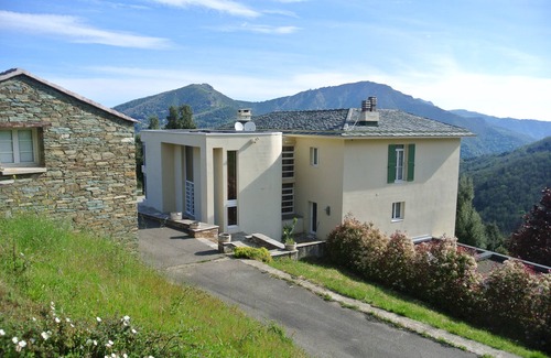 La Porta Casa | HOUSE IN THE HEART OF CASTAGNICCIA