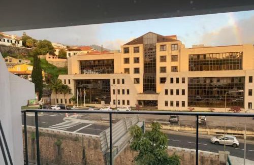 Santa Luzia Casa | House in the Heart of Funchal with big balcony