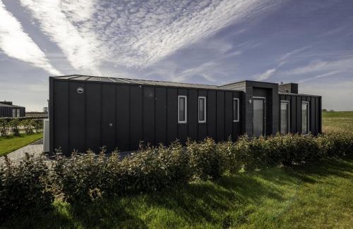 Wemeldinge Casa | House in Zeeland near the Dyke