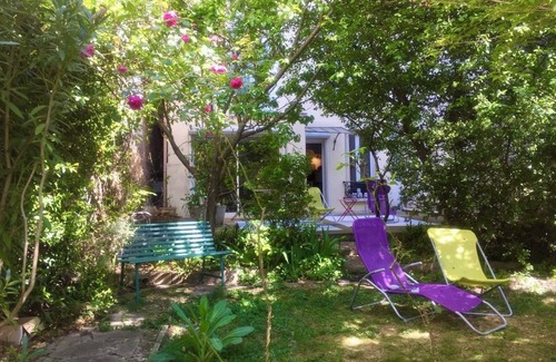 Rigollots Casa | House & its “forest garden” close to Paris