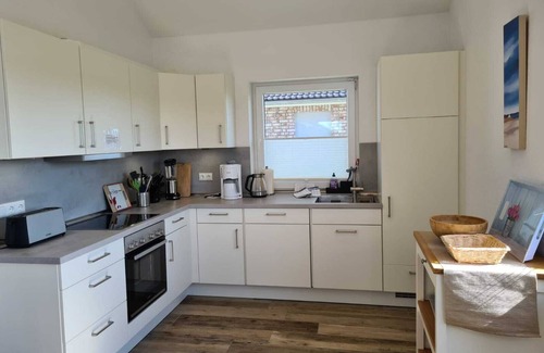 Sehestedt Casa | House JADEHUUS- Holiday home with a view for 6 people