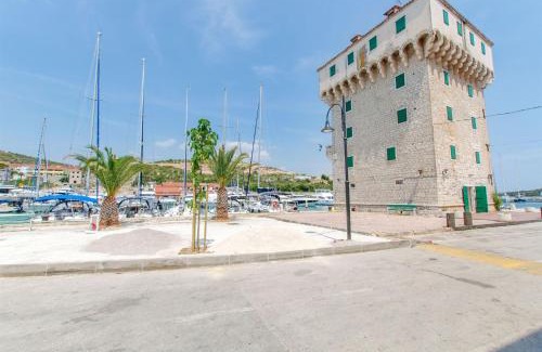 Marina Casa | House Jozo