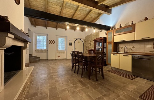 Prossedi Casa | House l'Archetto among ancient chestnut trees and the sea Prossedi (LT)