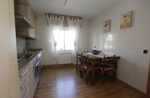 Santiago de Compostela Apartamento | Casa situada a 3 km. de la Catedral y en el Camino de Santiago con WIFI