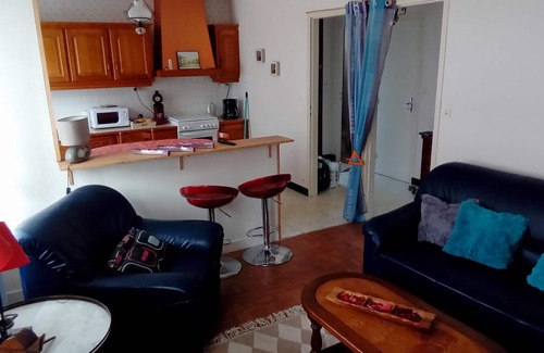 Poullaouen Casa | Casa ubicada al pie de las montañas de arresto