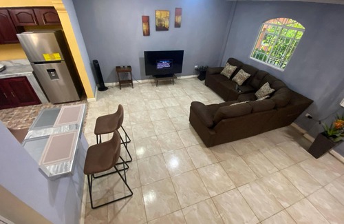 Coatepeque Casa | Casa ubicada en el Corazon de la Ruta de Las Flores