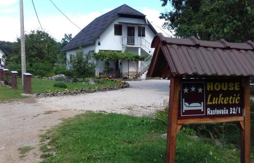 Rastovaca Casa | House Luketić