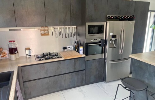 Santy - La Plaine Casa | House Lyon 8 / Parking / Garden / Petanque court