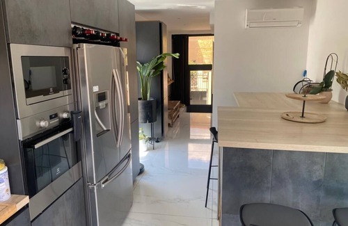 Santy - La Plaine Casa | House Lyon 8 / Parking / Garden / Petanque court