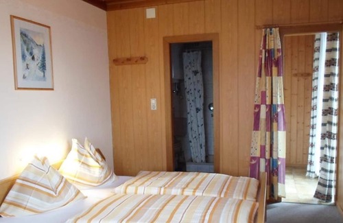 Vorderstoder Apartamento | House Mösenbichler - double room with shower, toilet
