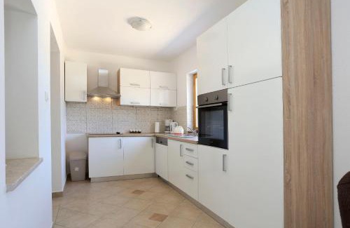 Sestanovac Casa | House Marijan