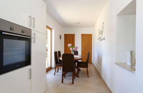 Sestanovac Casa | House Marijan