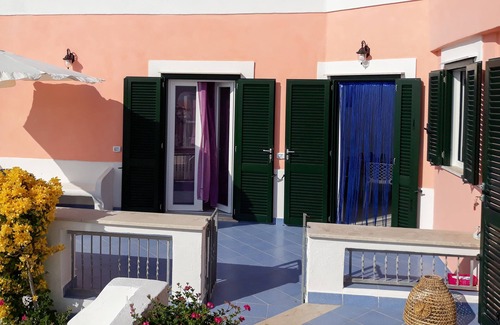 Le Forna Apartamento | Casa '' Mery '' con vista al mar en Ponza - 3383978335