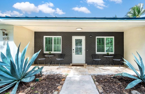 Miami Springs Casa | Retiro en Hemingway, venga y hospédese en el corazón de la ubicación secreta mejor guardada de Miami