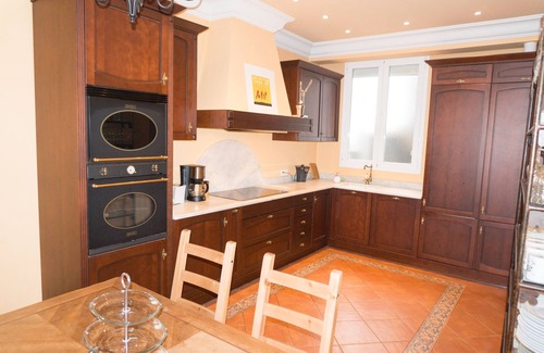 Barrio de las Letras Apartamento | Casa Moratín. Dúplex 240m Centro.