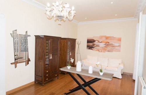 Barrio de las Letras Apartamento | Casa Moratín. Dúplex 240m Centro.