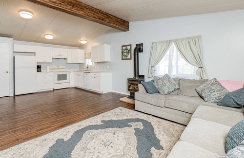 Blaine Casa | HOUSE NEAR BIRCH BAY WASHINGTON AND 5 MINUTES FROM CANADIAN BORDER