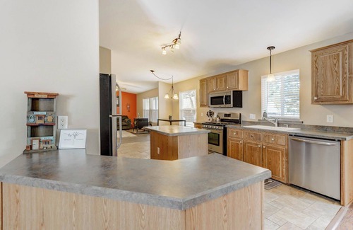 Buena Vista Casa | House near Hot Springs with HOT Tub! In Buena Vista, CO