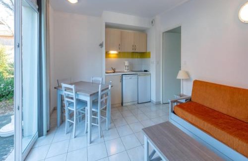 Parentis-en-Born Apartamento | House near Lake Biscarrosse