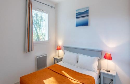 Parentis-en-Born Apartamento | House near Lake Biscarrosse