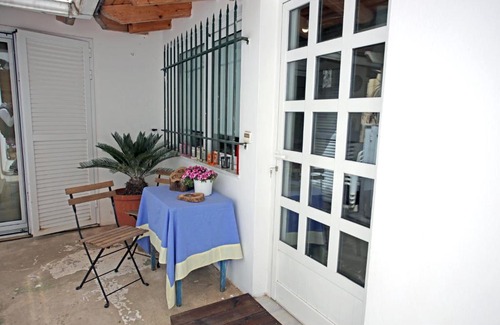 Spata-Artemida Apartamento | House near the Athens Airport, Spata.