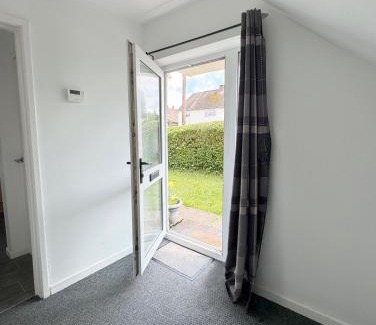 Telford Casa | House number 8 sleeps up to 6 People with Smart TVs in Every Room