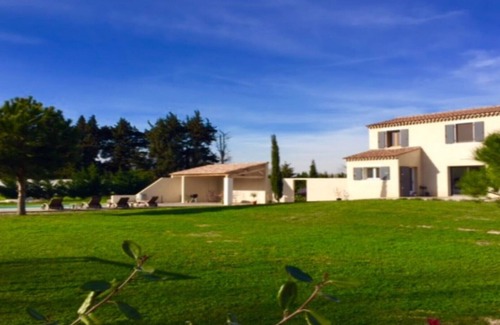 Rognonas Casa | Casa de 220 m² en el campo a las puertas de la ciudad de los Papas.