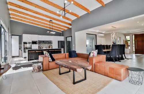 Malelane Casa | House of Bongekile 4 Bed Luxury Home in Malelane