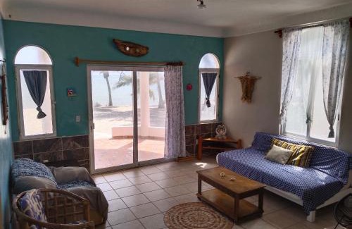 Majahual Casa | House of colors/Casa de los colores