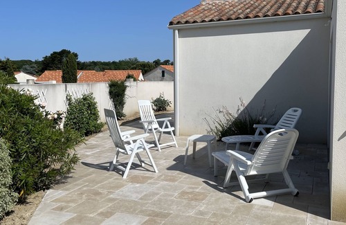 Saint-Vincent-sur-Jard Casa | Casa de 90 m2, jardín cerrado, a menos de 300 m de la playa, cerca de tiendas, todas las comodidades, callejón sin salida privado